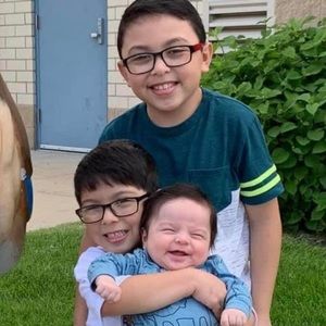 Meet your Posher, Emmanuel